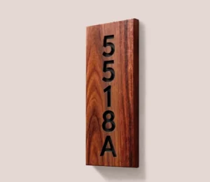 Letrero de madera ROGMI